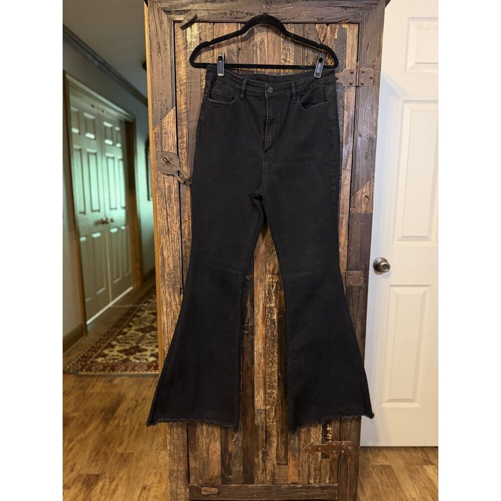VERVET Flying Monkey Black Flare Jeans Womens 31 High Rise Stretch Raw Hem